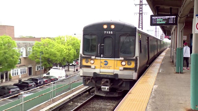 gusoff-5p-pkg-lirr-stri-wcbsht90-hi-res-still-00-01-0921.jpg 