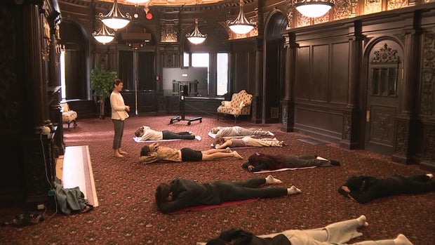 castle-yoga.jpg 