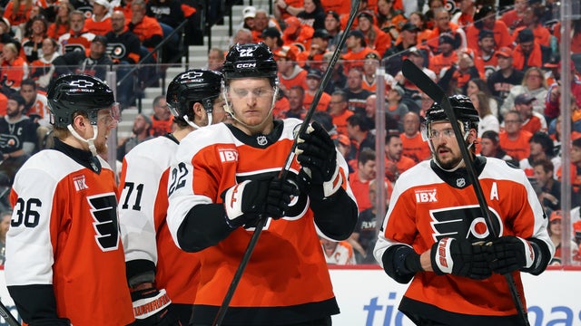 Carolina Hurricanes v Philadelphia Flyers - Game Three 