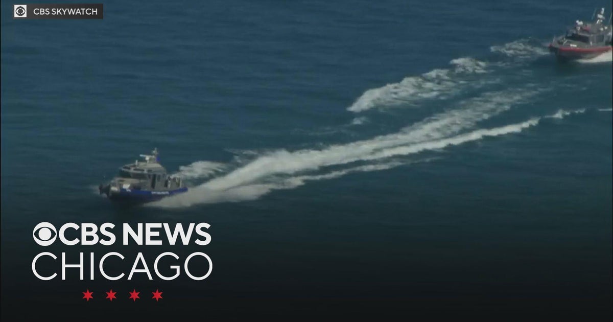 Man's body pulled from Lake Michigan near Oak Street Beach - CBS Chicago