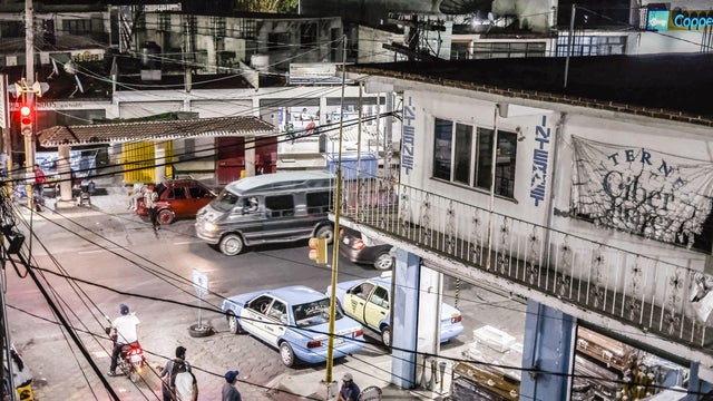 A $51.6 Billion Lifeline: Record Remittances Avert Mexico Crisis 