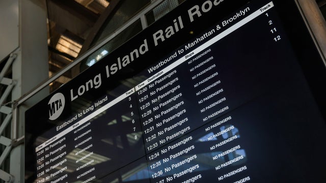 LIRR Strike Jams Roads, Prompts Long Commutes As Talks Continue 