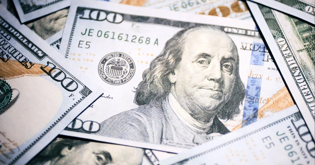 Many Americans express frustrations with economy in new CBS News polling