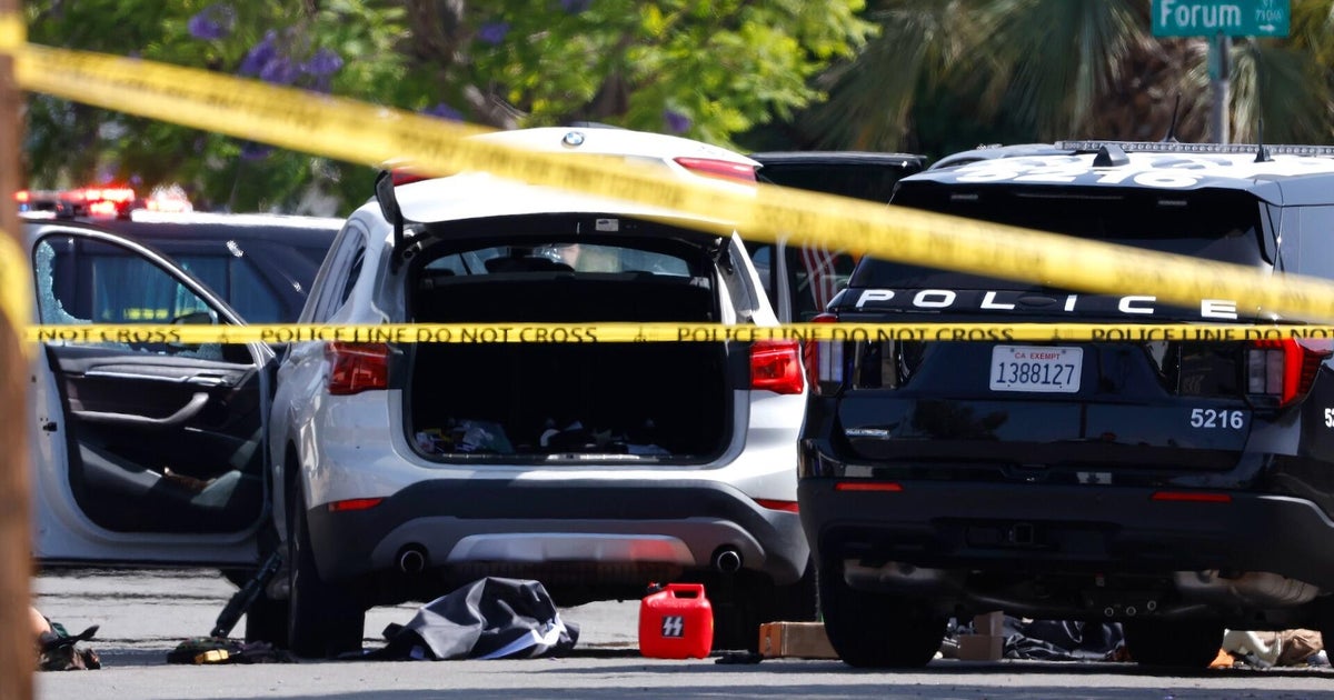 Teen suspect's mom alerted police before deadly mosque shooting