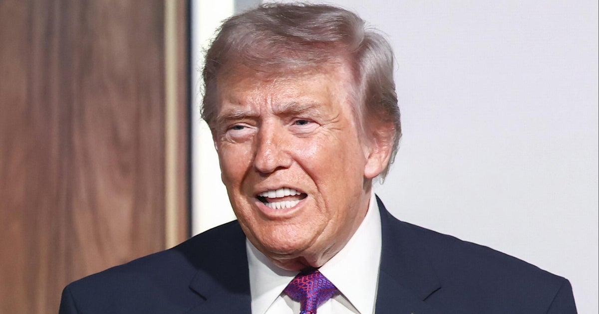 Multiple polls show declining Trump approval ratings