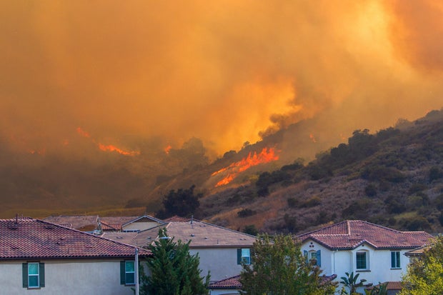 US-WEATHER-SANDY FIRE 