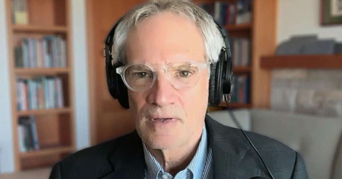 Jon Krakauer reflects on 30 years since surviving deadly Mount Everest climb