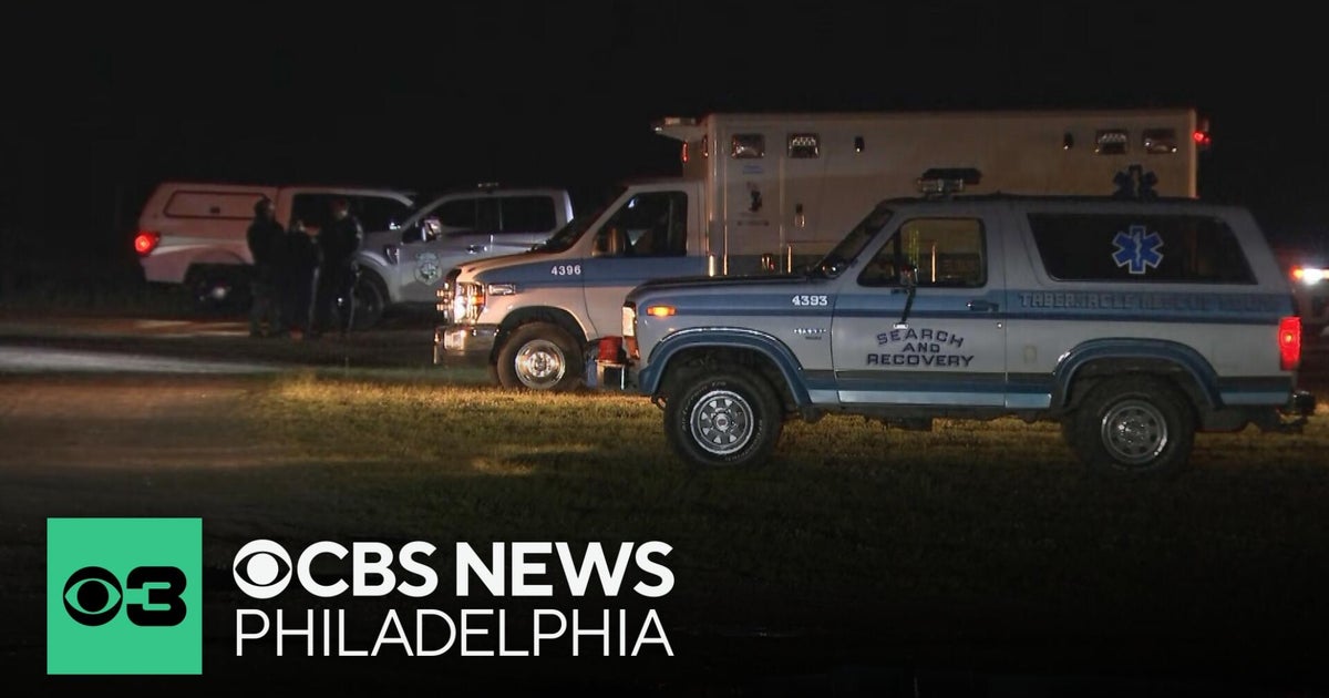 10 teenagers stranded kayaking rescued from New Jersey river