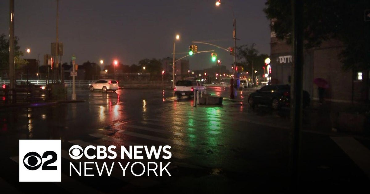 Man fatally shot in Castle Hill, Bronx, NYPD investigating