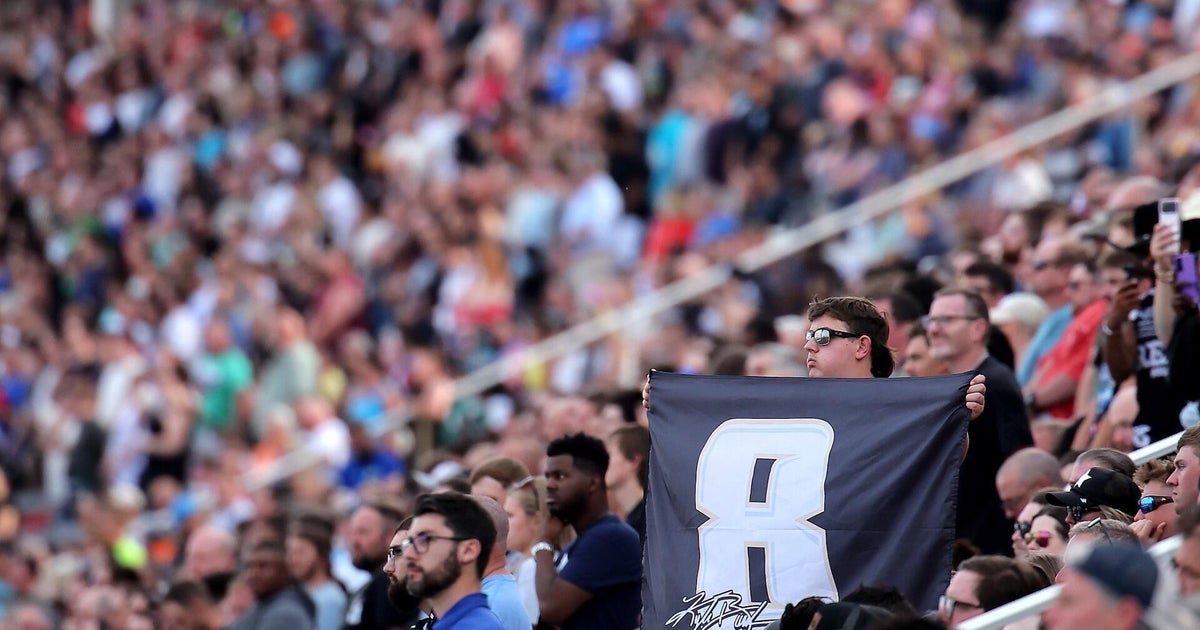 Tributes pour out for Kyle Busch after sudden death as family makes appearance at Coca-Cola 600