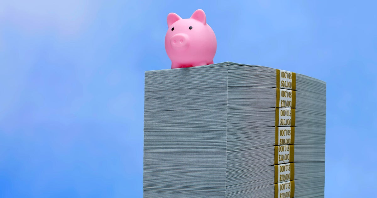 Here's how much interest a $150,000 high-yield savings account can earn now