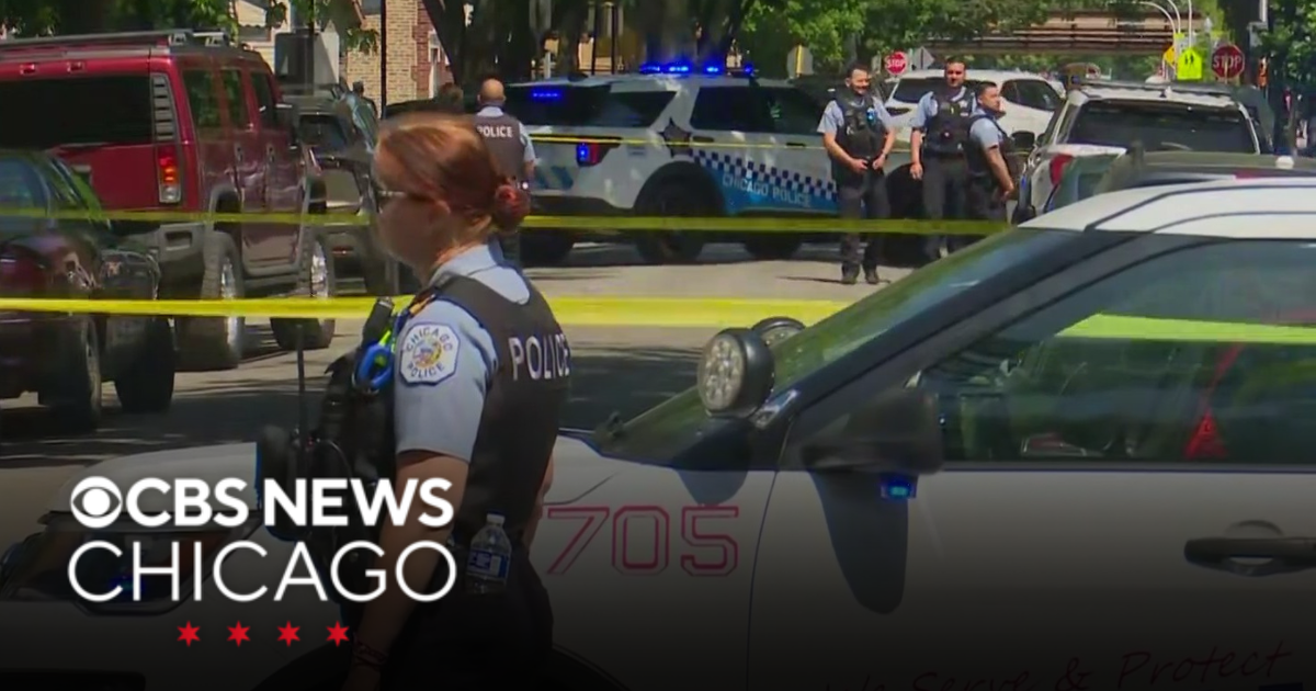 Woman shot while inside vehicle on NW Side: CPD - CBS Chicago