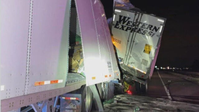 Colorado State Patrol investigates semi crash on I-25 near