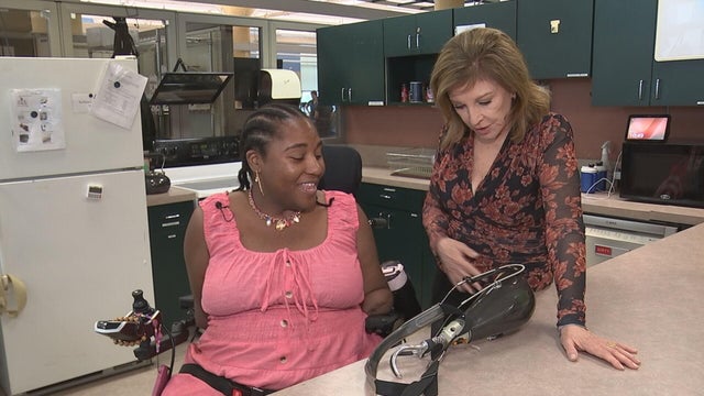 17tz-assistive-tech-for-quadruple-amputee-transfer-frame-218.jpg 