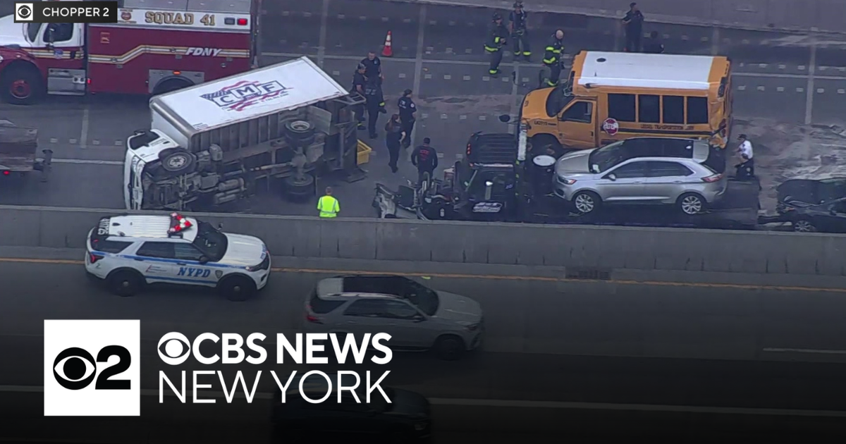 2 injured after school bus collides with truck on Major Deegan - CBS ...