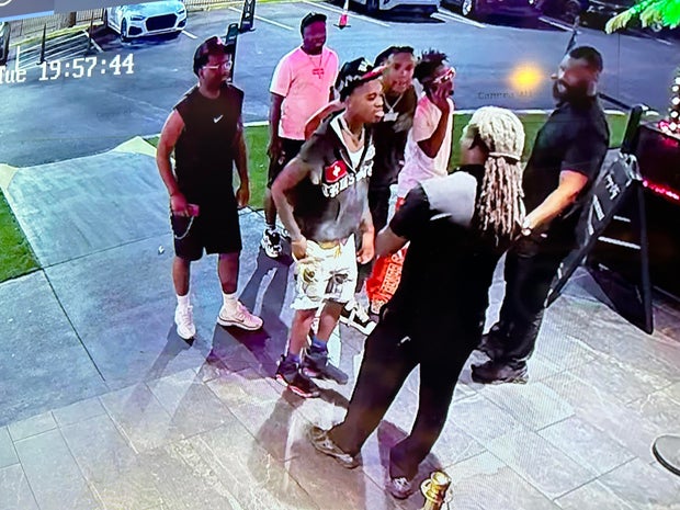 crime-stoppers-robbery-700-marietta-st-nw-suspect-photo-3-261400303.jpg