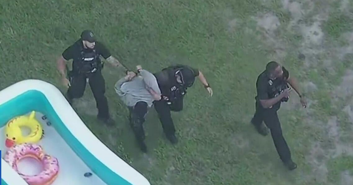 Opa Locka man facing several charges after police pursuit - CBS Miami