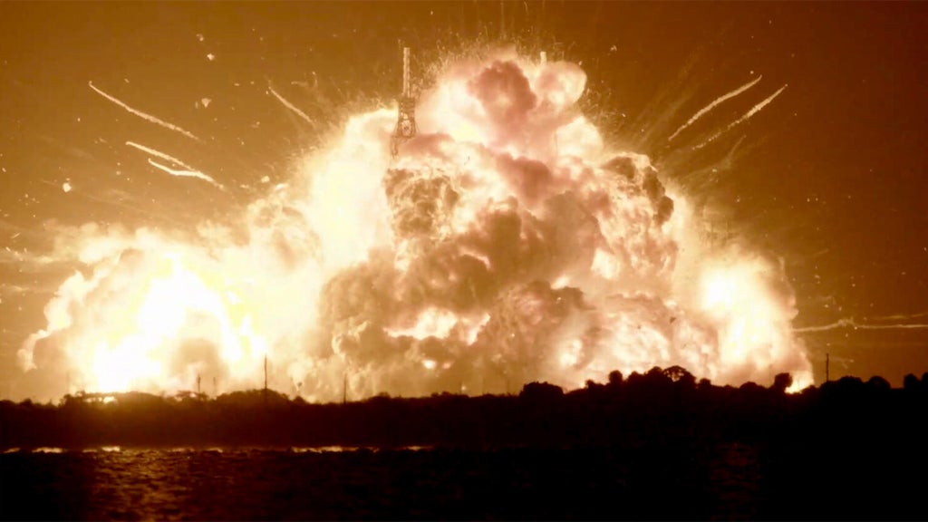 Blue Origin explosion threatens to delay NASA's moon program
