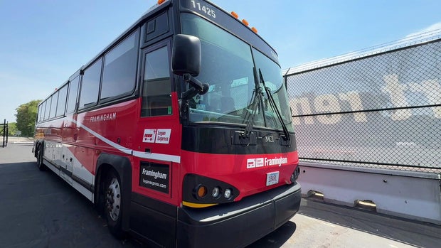 logan-express-bus.jpg 