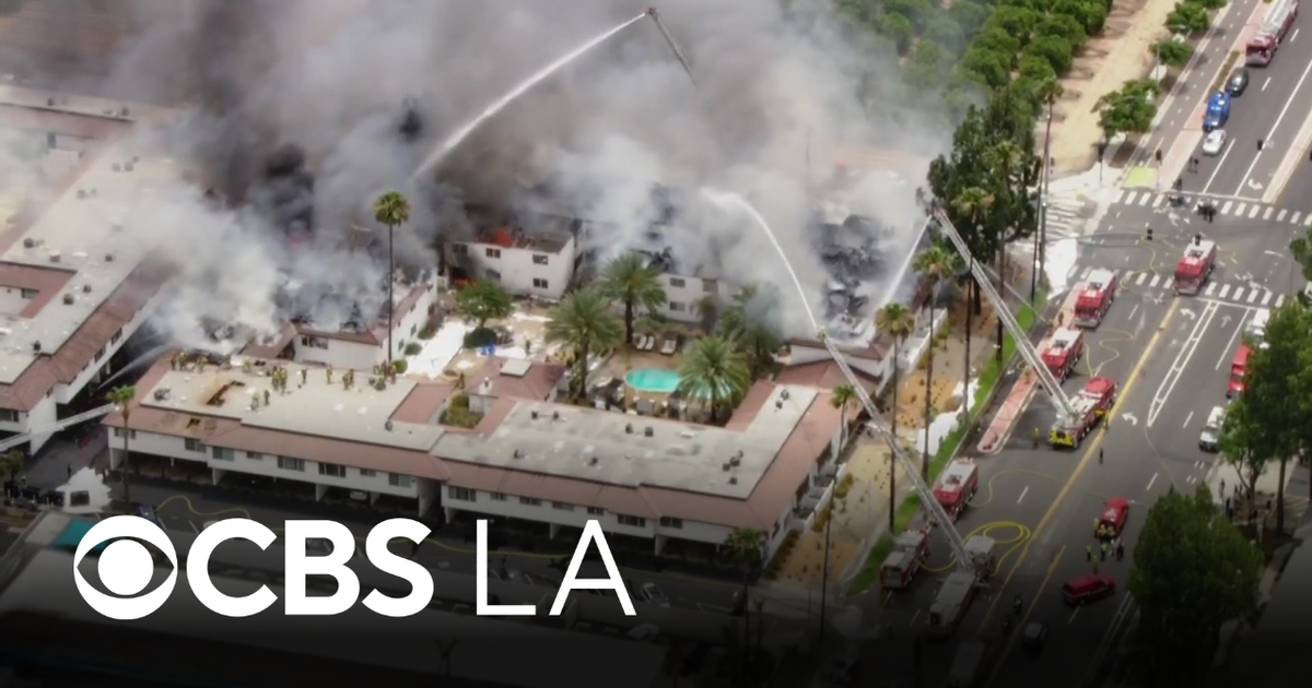150 residents displaced after apartment fire near UC Riverside - CBS ...