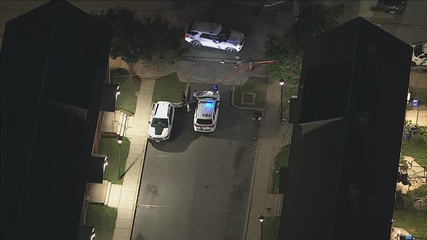 2 Philadelphia shootings minutes apart leave two men injured