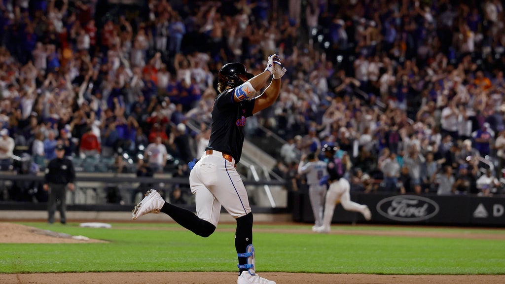MJ Melendez comes off bench, powers Mets past Marlins 9-7 in 10 innings