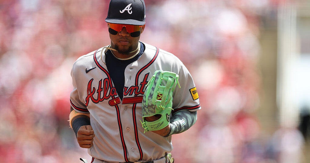 Braves fall to Reds 6-4 as Ronald Acuña Jr. homers again, Atlanta avoids series sweep