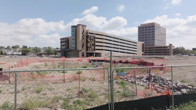 GLENDALE-ENTERTAINMENT-DISTRICT-12VO.transfer_frame_121.jpeg 