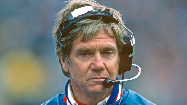 Raymond Berry Patriots coach 