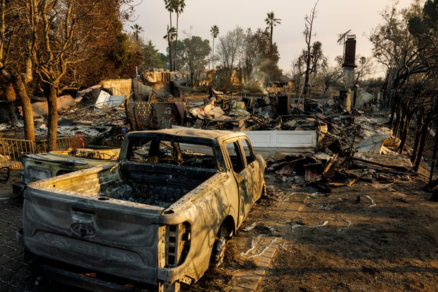 Eaton fire in Altadena, CA. 