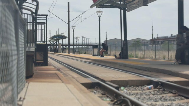 passenger-rail-train-stop.jpg 