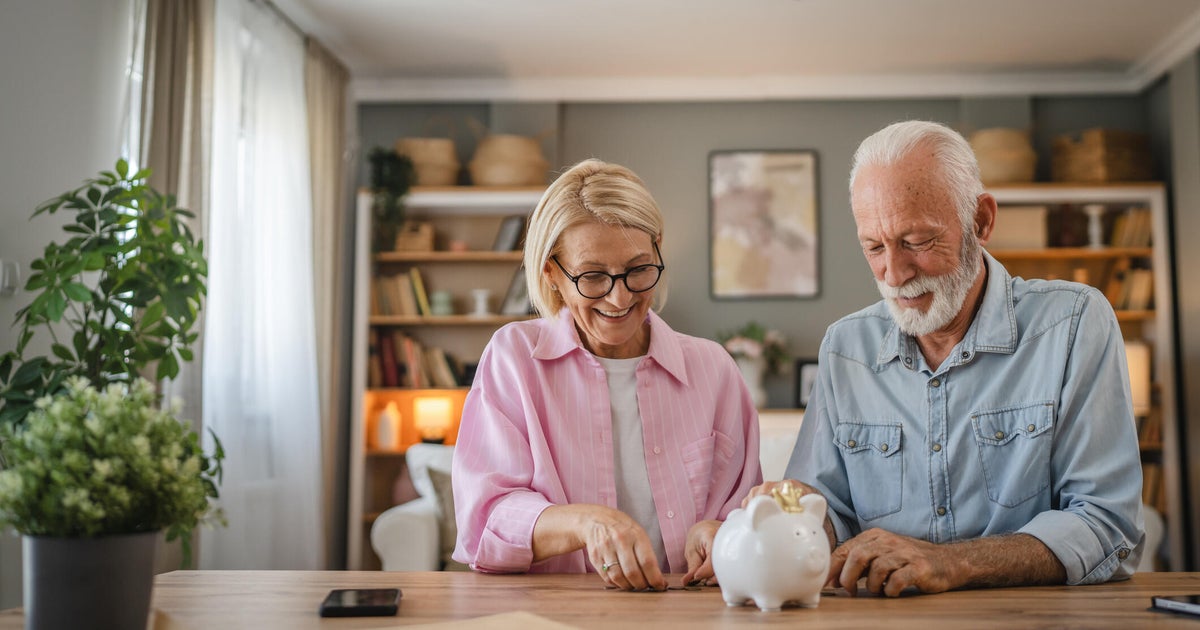 Here's where retirees should keep $20,000 right now (and where they shouldn't)