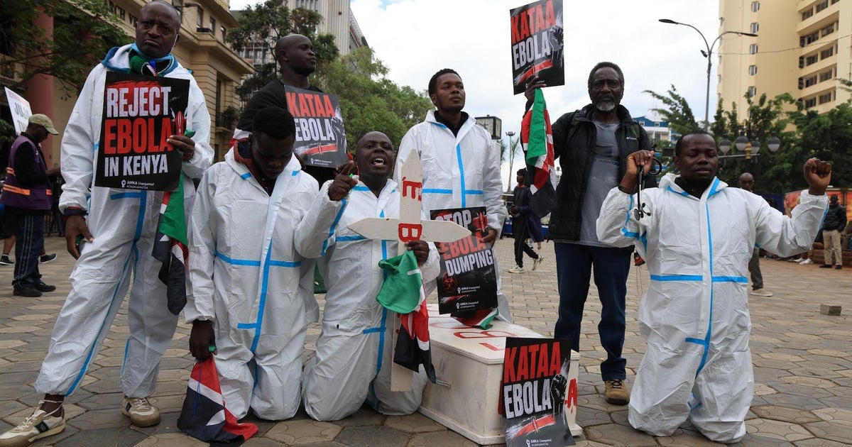 Medical experts say Ebola response is not enough as virus spreads