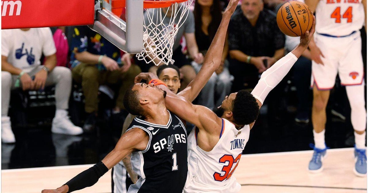Knicks come alive in third quarter, rock Spurs in Game 1 of NBA Finals ...