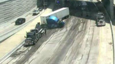 jackknifed.jpg 