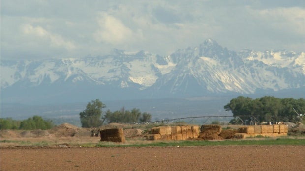 mountains.jpg 