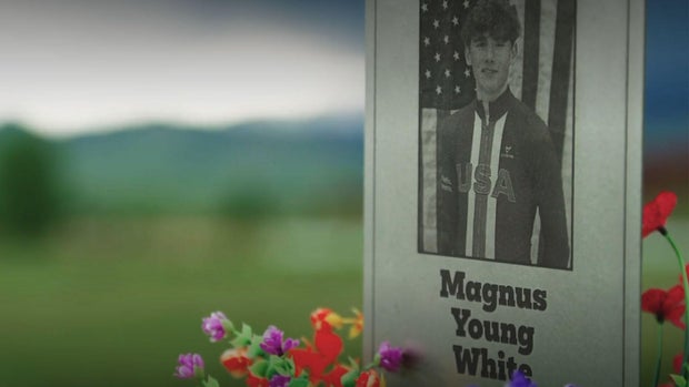 magnus-white.jpg 