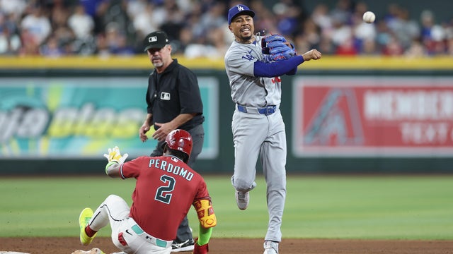 Los Angeles Dodgers v Arizona Diamondbacks 