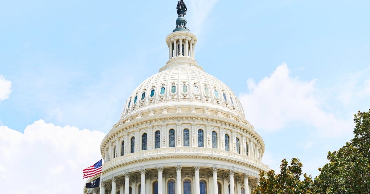 Senate passes bill to fund ICE for 3 years, without a ban on the "anti-weaponization" fund