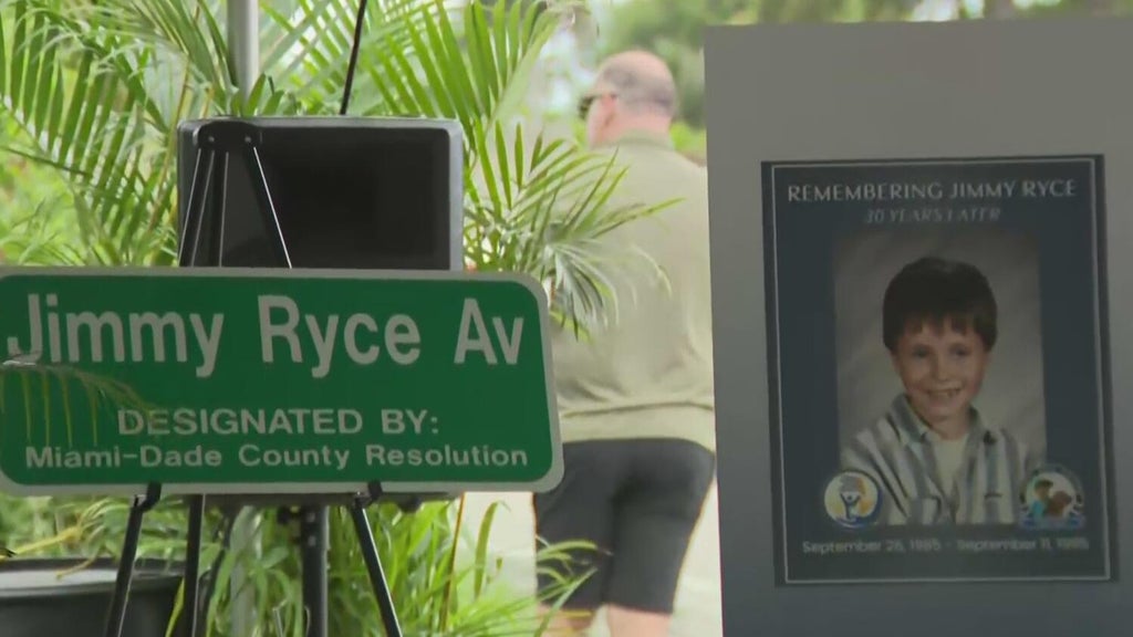 Miami-Dade boy who was kidnapped, killed in 1995 gets street named in his honor