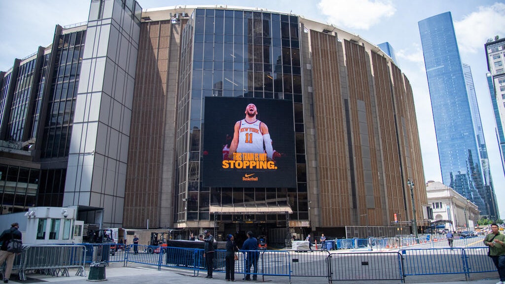 Heightened security for Trump attending NBA Finals includes ban on all bags at Madison Square Garden