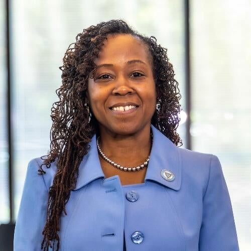 dr-ayanna-howard-headshot-500x500.jpg 