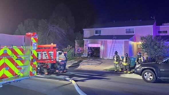 vivian-street-fatal-fire-1-west-metro-fire-rescue-on-fb.jpg 