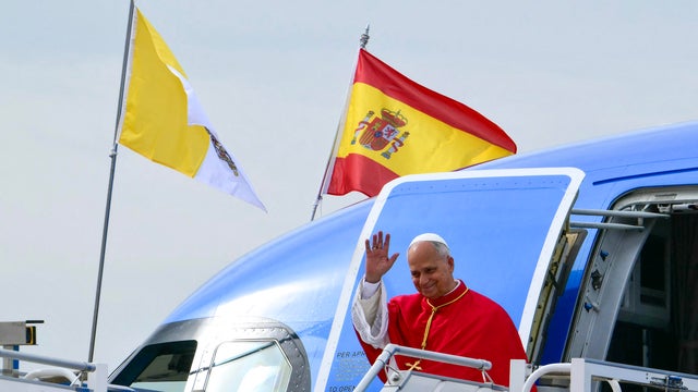 TOPSHOT-SPAIN-RELIGION-DIPLOMACY-POPE 