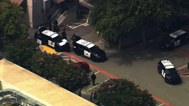 cbs-news-breaking-graphic.jpg 