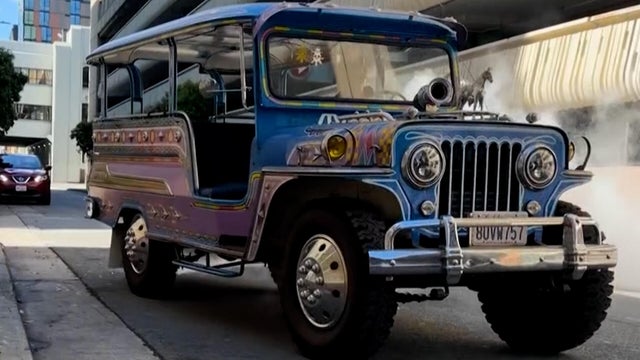 jeepney.jpg 
