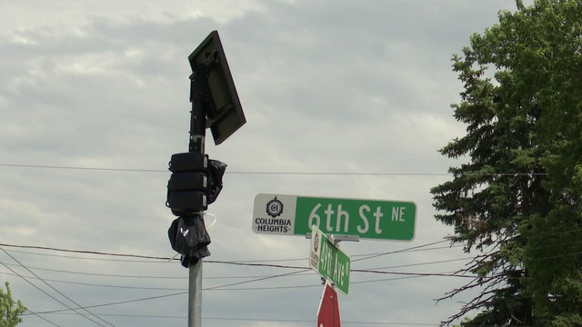 5p-pkg-flock-cameras-debate-wccoamce.jpg 