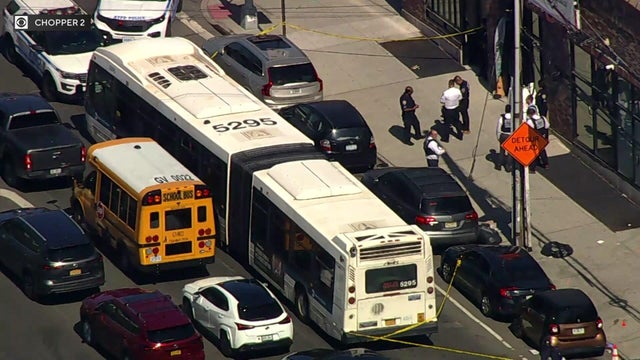 vo-bronx-bus-shooting-wcbsi29g-hi-res-still-00-00-1928.jpg 