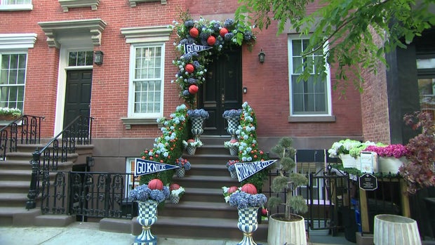 knicks-stoop-game-3-reax-as-hi-res-still.jpg 