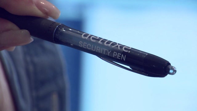 Deluxe security pen 